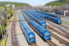 Vlaky mezi Prahou a Brnem pojedou déle, navzdory desetimiliardové modernizaci