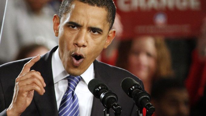 Barack Obama promlouvá ke svým příznivcům v Chicagu