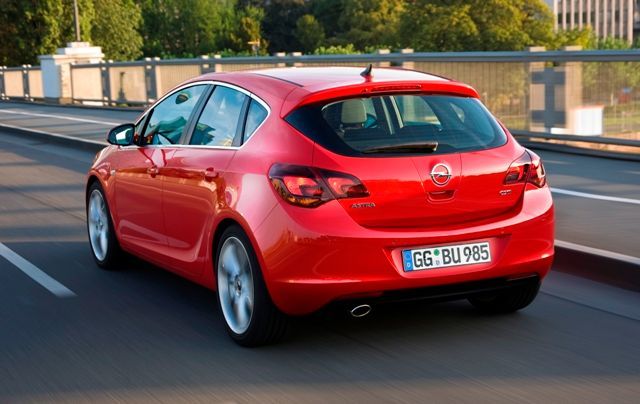 Nový opel astra