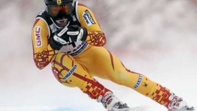 Kanadský lyžař John Kucera si dojel pro vítězství v SuperG ve Světovém poháru v Lake Louise.