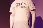 Český olympijský výbor v úterý večer představil oficiální motiv oblečení výpravy na hry do Ria 2016.