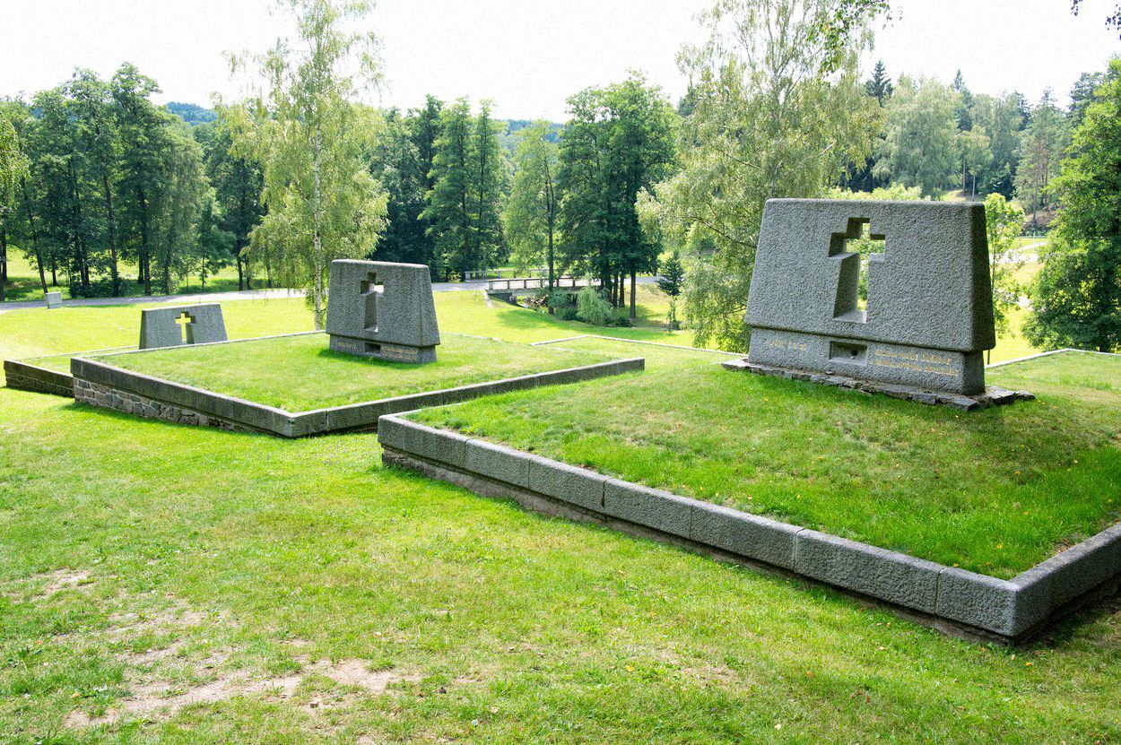 Jednorázové užití / Fotogalerie / Před 79 lety nacisté vypálili Ležáky