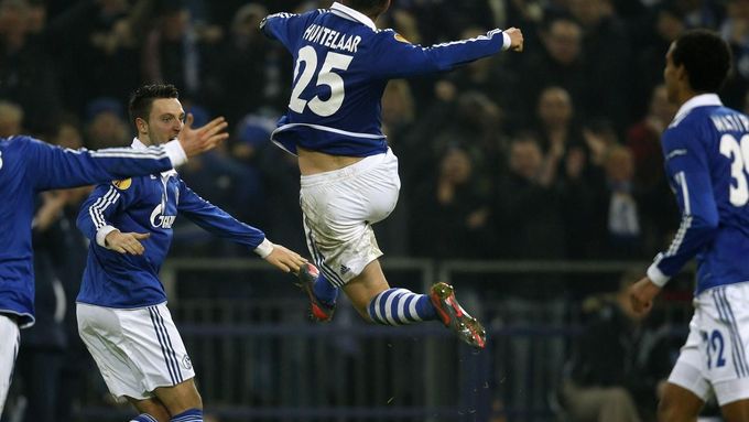 Huntelaar, útočná hvězda Schalke 04
