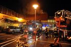V Praze hořel hotel. Hasiči museli evakuovat 200 lidí, škoda je asi milion korun