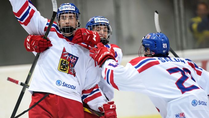 Hokejistů v Česku podle IIHF stále přibývá. Realita je však jiná.