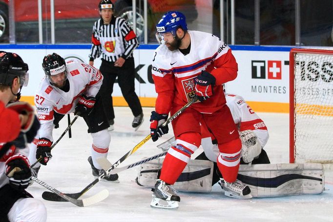 MS 2017, Česko-Švýcarsko: Radko Gudas - Dominik Schlumpf (27)