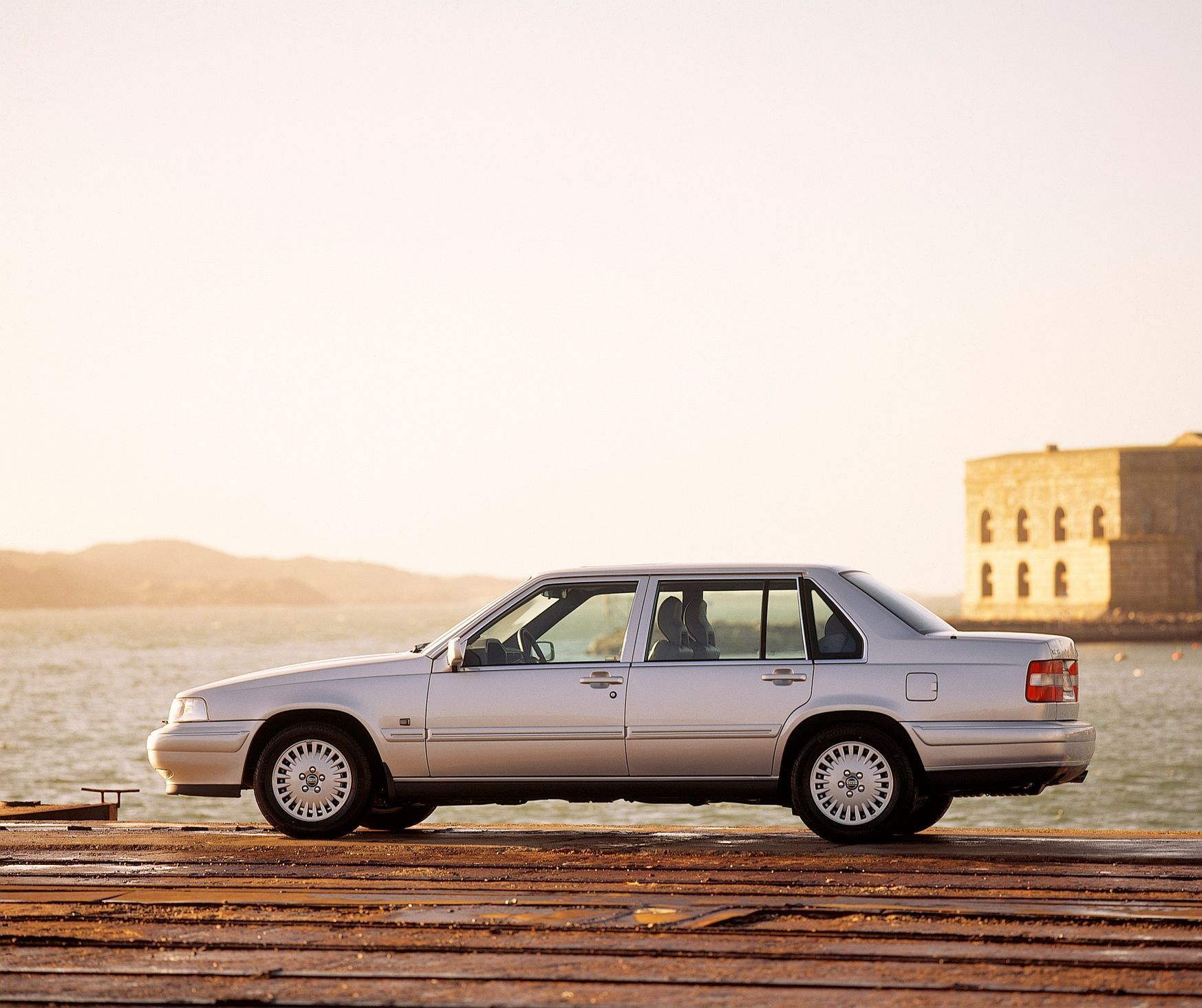 Volvo historie osobních aut