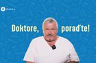 Doktore, poraďte!: Jak předejít cestovní trombóze? Pijte a dělejte dřepy v uličce