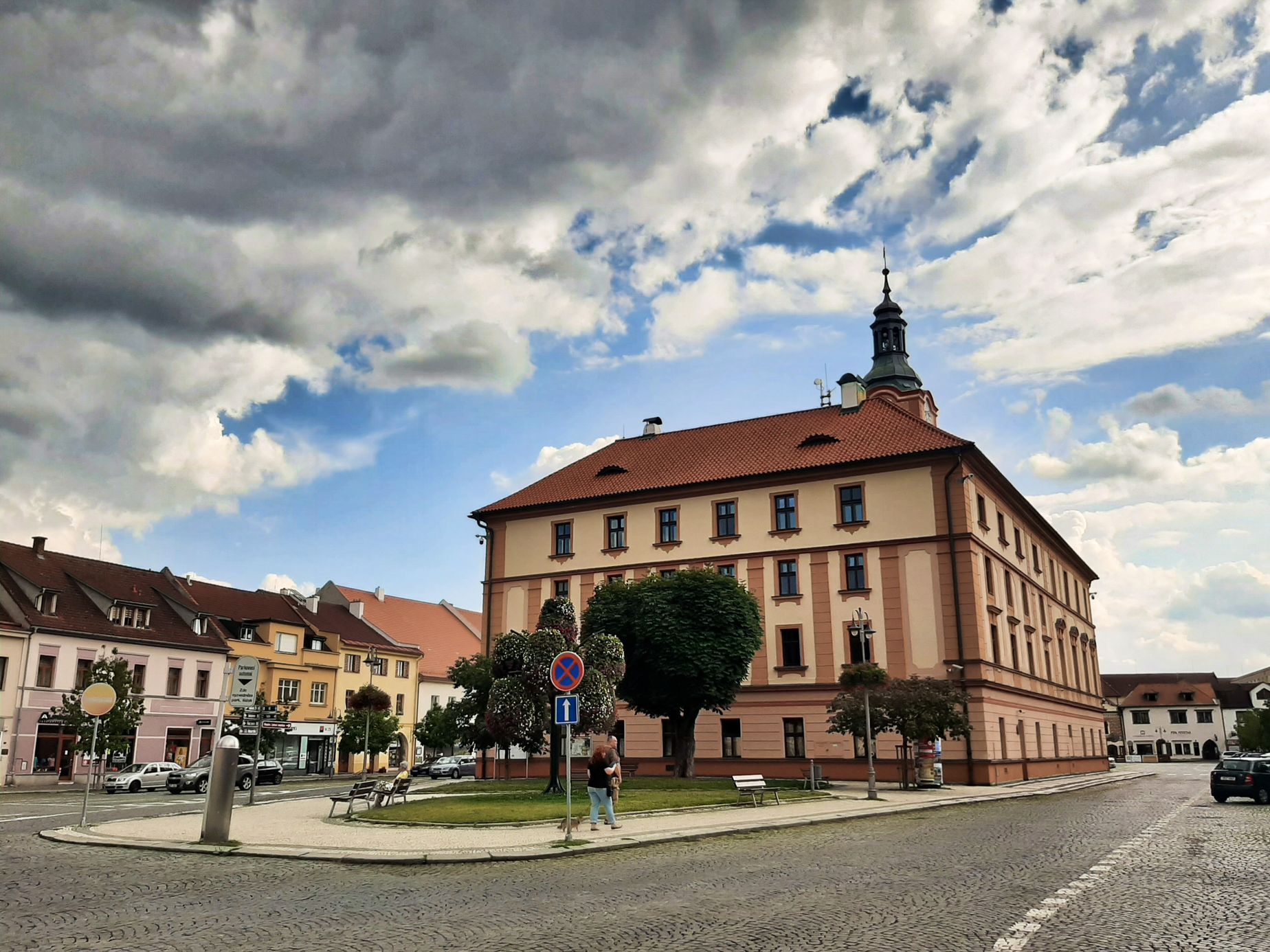 Sušice, vilová čtvrť, vycházka po vilách