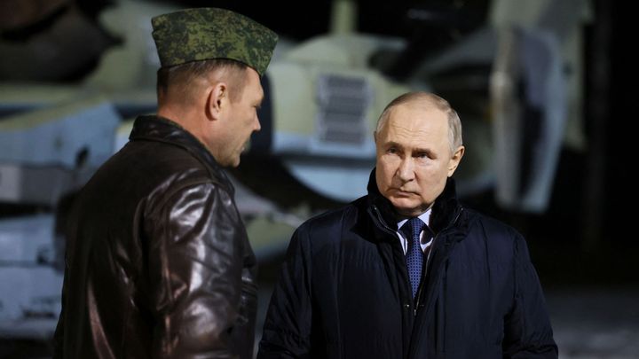 Putinův nenápadný výrok potvrzuje zkázu. Rusové ničí Charkov, aby se v něm nedalo žít