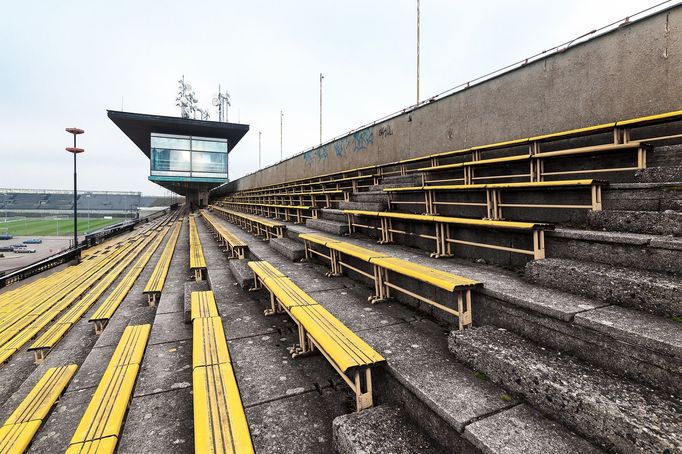 Velký strahovský stadion: postupné chátrání