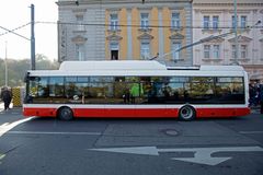 Antimonopolní úřad zrušil tendr pražského dopravního podniku na trolejbusy