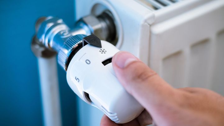 Žádný "klimabonus". Kompenzace za zdražení benzinu či plynu lidé nedostanou na ruku; Zdroj foto: iStock