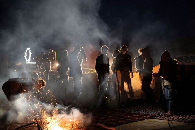 Migranti na řecko-turecké hranici.