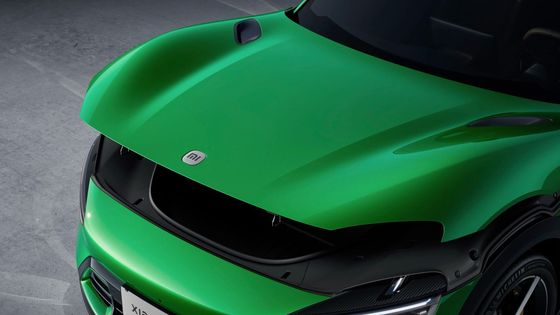 Xiaomi je v problémech, i tak má parametry snů a obří kapotu. Kříží Ferrari s BMW