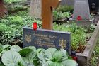 Ostatky básníka Olese převezli z Olšan do Kyjeva. Ministerstvo kultury mu uspořádá nový pohřeb