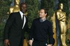 Djimon Hounsou a Mark Wahlberg na setkání umělců nominovaných na Oscara v Beverly Hills