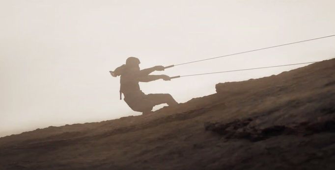 Na snímku z filmu Duna: Část druhá je Timothée Chalamet jako Paul Atreides.