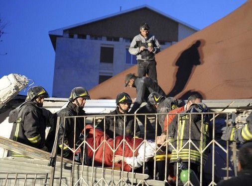 Zemětřesení v italské Aquille