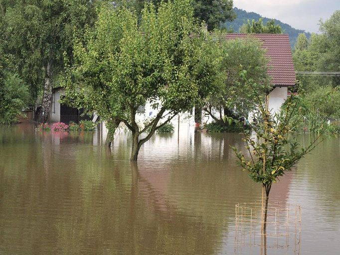 Stružnice leží na Českolipsku na řece Ploučnici.