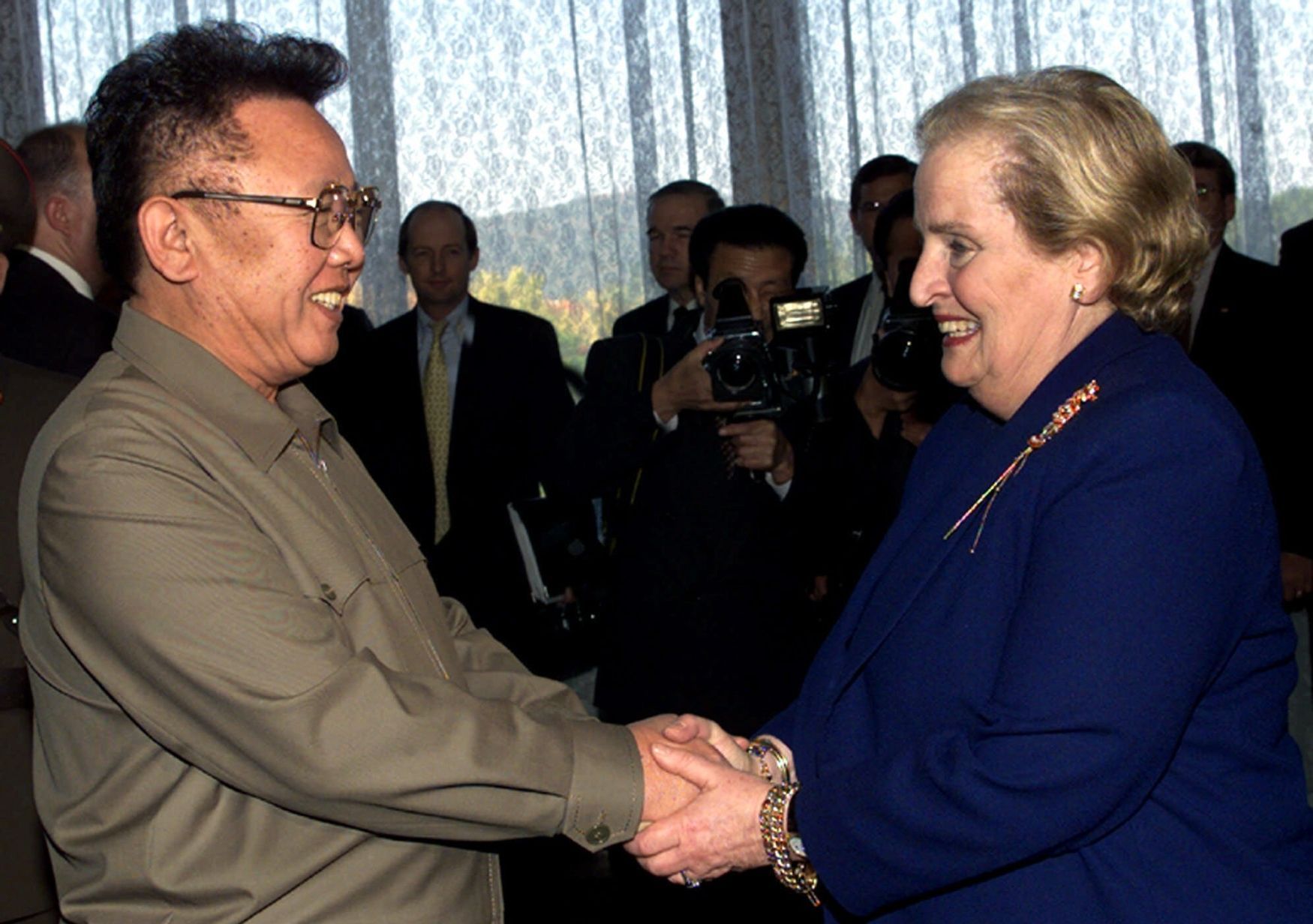 Madeleine Albrightová a Kim Čong-il