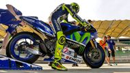 ... a jednou jeho týmový kolega Valentino Rossi.