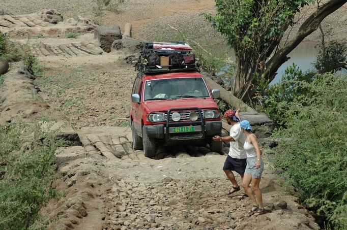 Rallye Paříž - Dakar? Nikoli, expedice českých zoologů z Dakaru do senegalských národních parků.