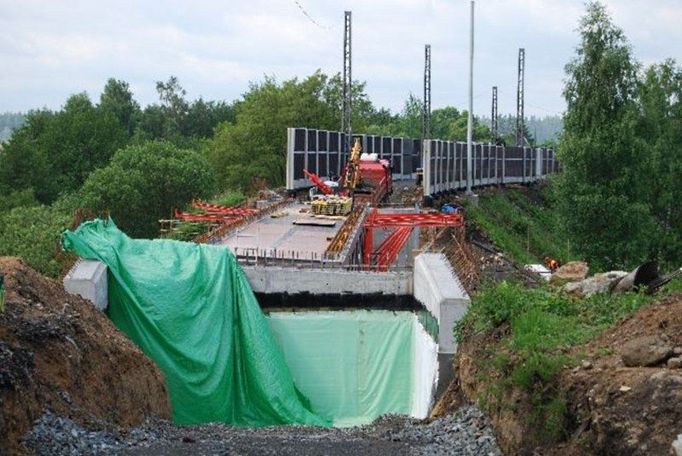 Stavba III. koridoru nedaleko Plané u Mariánských Lázní