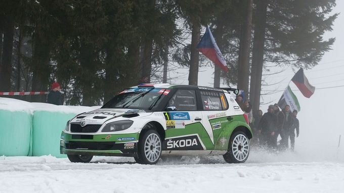 Jan Kopecký začal evropský i český šampionát vítězstvím na rakouské Jänner Rallye konaná v blízkosti českých hranic.