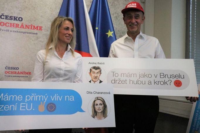 Předseda ANO Andrej Babiš a europoslankyně Dita Charanzová při zahájení kampaně do eurovoleb.