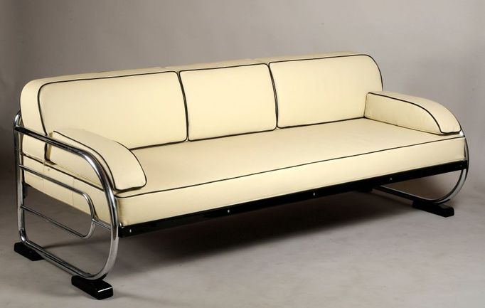 Sofa - firma Hynek Gottwald, 1920 - 1930,  Funkcionalismus, vyrobeno v ČR, konstrukce z ohýbaných chromovaných trubek + nově čalouněno pravou kůží za použití původní technologie