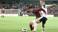 Václav Kadlec se po zranění například ne a ne vrátit do bývalé formy. Ve čtvrtek toho sice hodně naběhal a podílel se i na druhé brance, ovšem na jednoho z opěvovaných talentů ligy to bylo spíše málo.