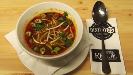 Vařte jako šéfkuchař. Zkuste si doma výbornou thajskou polévku Tom Yum