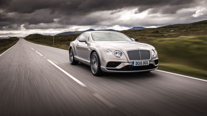 Bentley Continental je vozem, ve kterém jeho britští majitelé jezdí úplně nejrychleji.