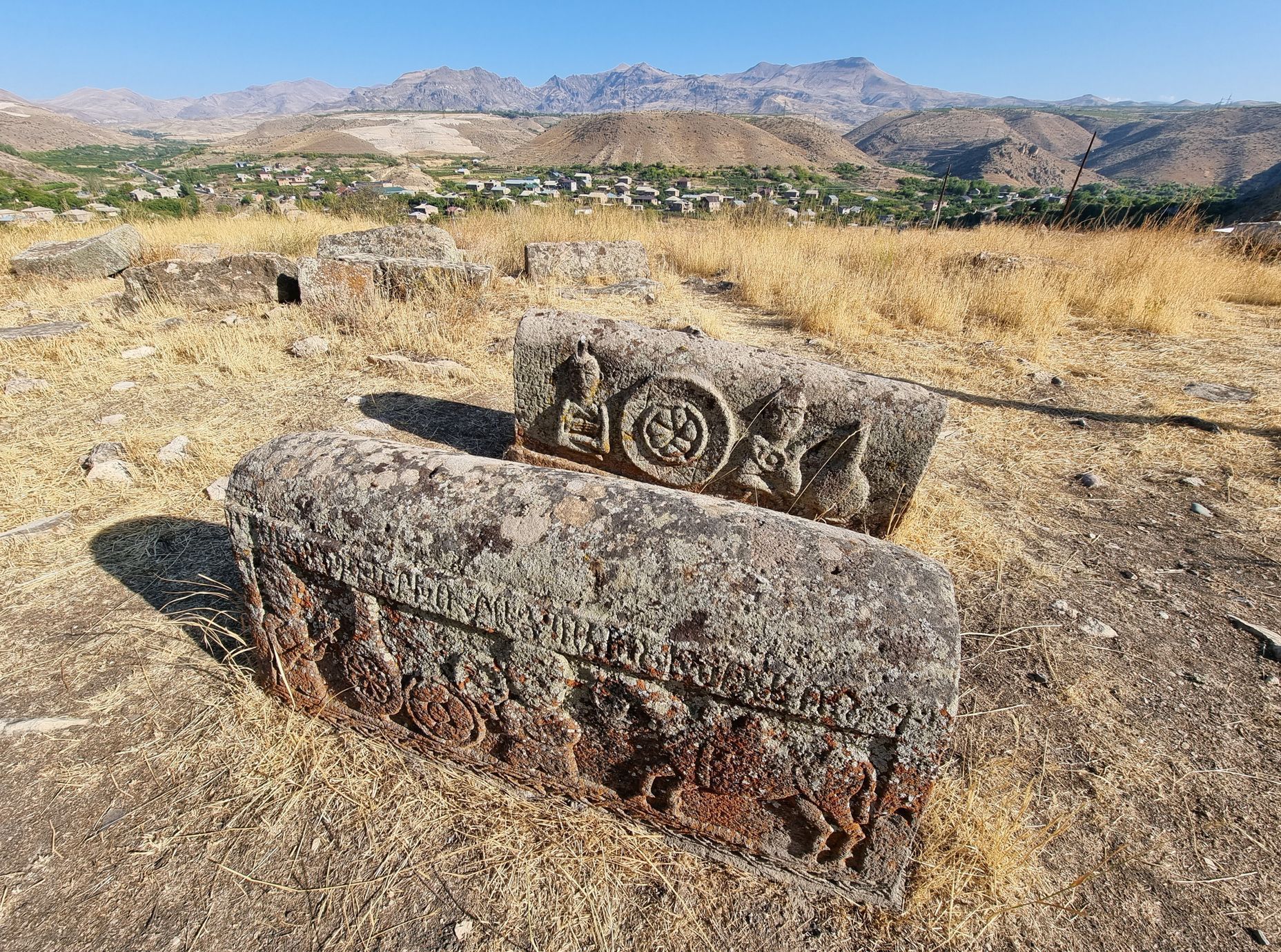 Archeologický výzkum, Arménie, jeskyně Areni