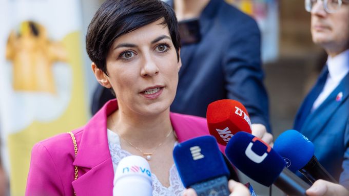Předsedkyně TOP 09 Markéta Pekarová Adamová překvapila koaliční partnery, když nečekaně navrhla co nejrychlejší zařazení manželství pro všechny na program schůze sněmovny.