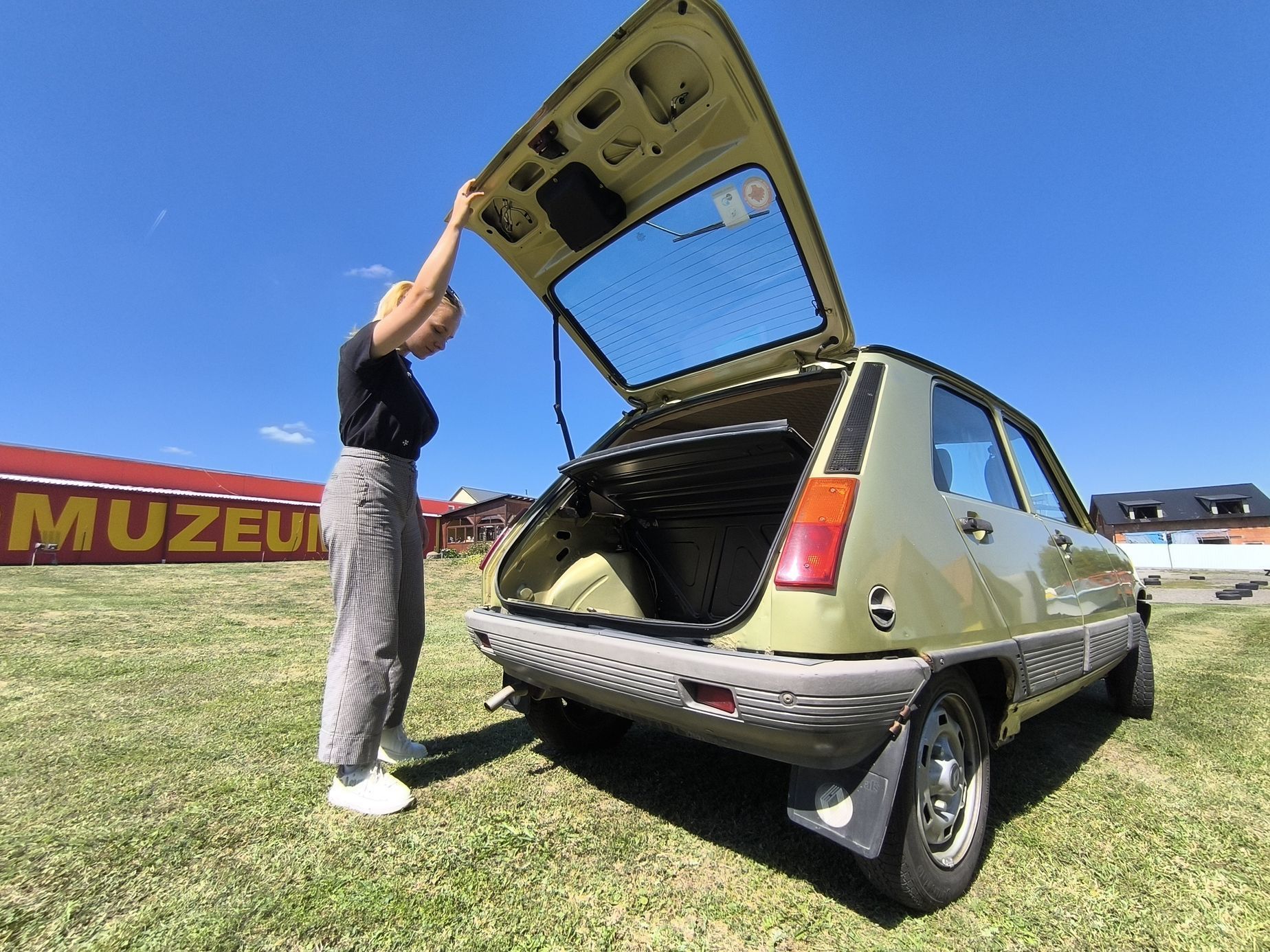 Renault 5