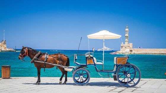 Jak cestovat po Krétě? Turisté preferují půjčení auta, dobrou volbou jsou i autobusy