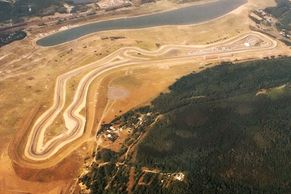 Z hnědouhelného dolu mezi elitu. Autodrom Most má za sebou už pestrou historii