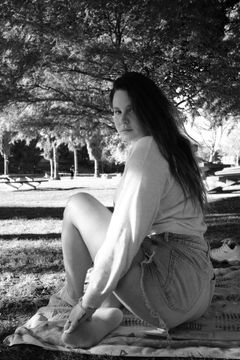 Lana Del Rey zachytila pocity generace, která už neví, jestli věřit na lásku, nebo si vystačí jen se sexem.