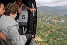 Nová brazilská prezidentka Dilma Rousseffová vyhlásila od soboty třídenní státní smutek.