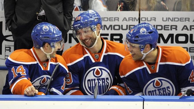 Střídačka Edmontonu Oilers bude mít od příští sezony nového šéfa