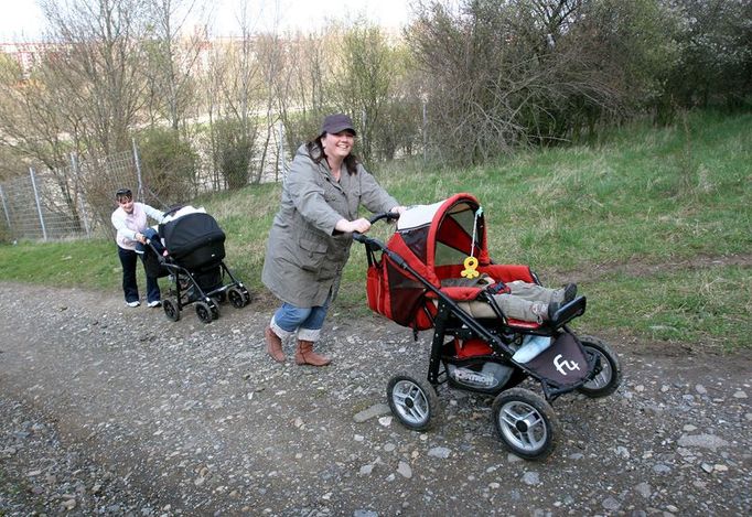 Dnes divoký park v okolí Botiče využívají místní ze sídlišť k procházkám.