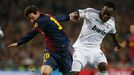 Real Madrid - FC Barcelona: Michael Essien -  Lionel Messi