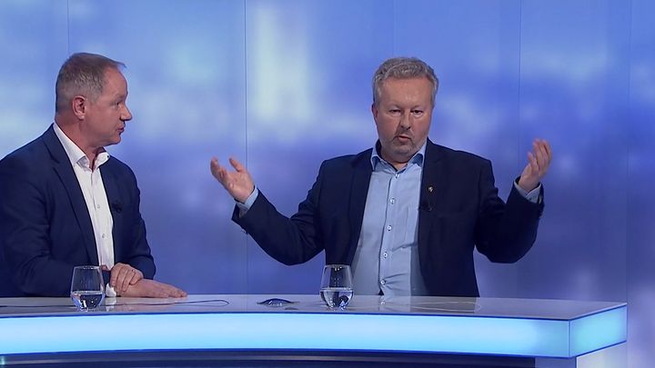 "Protože to tak prostě je!" Ministr Brabec se prořekl v debatě o Bečvě; Zdroj foto: Česká televize