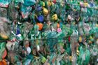 V Bohumíně hořel sklad plastů, škoda je 800 tisíc korun