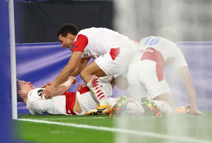 Slávisté slaví gól v odvetě  2. kola  Evropské ligy Leicester  - Slavia