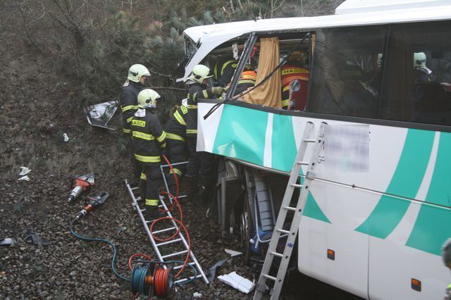 Nehoda autobusu