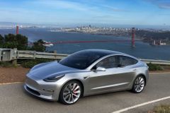 Fanoušci automobilky Tesla mají smůlu, Elon Musk zrušil facebookovou stránku kvůli skandálu s daty