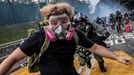 Snímky z loňských protestů v Hongkongu přinesly fotoreportérovi agentury Reuters prestižní Pulitzerovu cenu. 4. 5. 2020